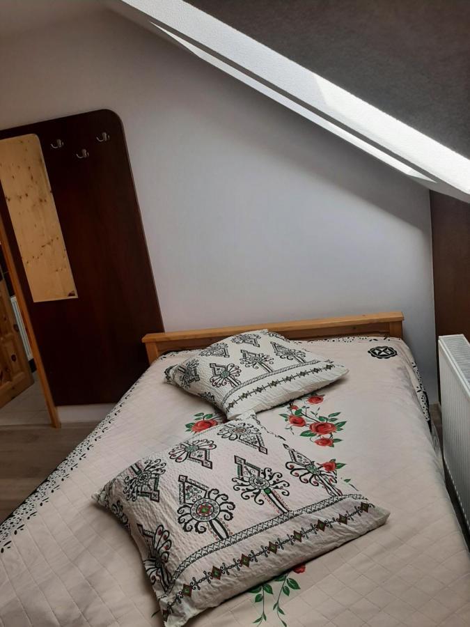 Pokoje U Mrugaly Czerwienne Rom bilde